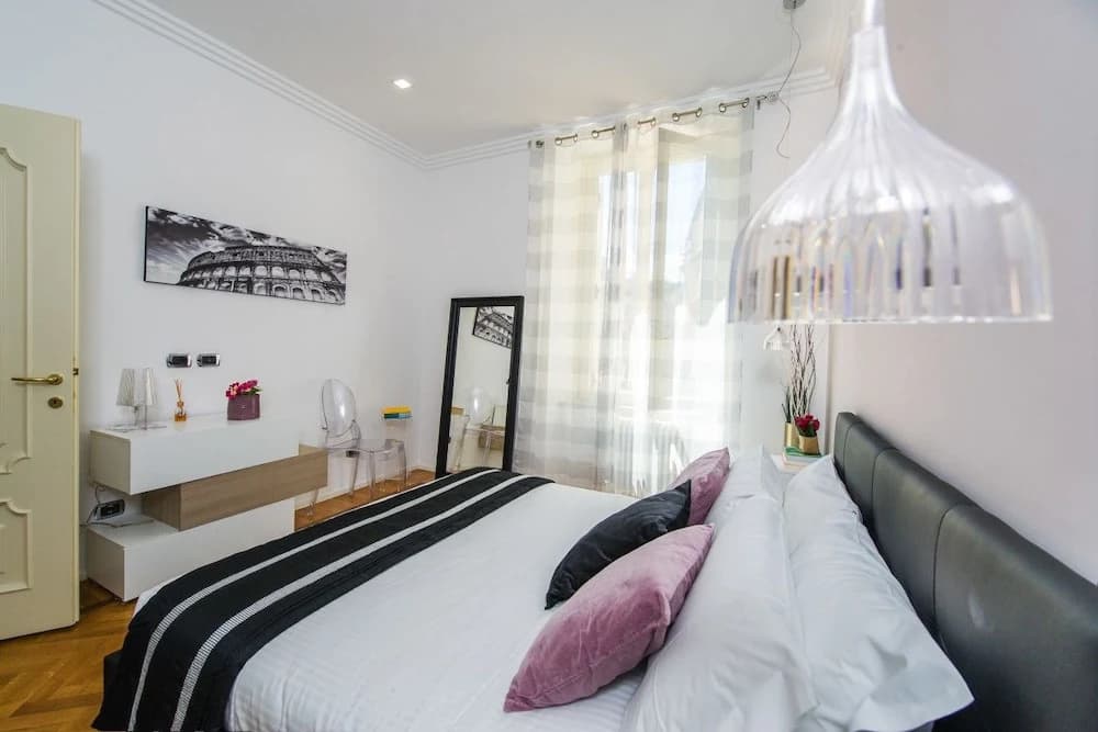 Modern & Central 1bed Flat in Amazing Location! - photo 5