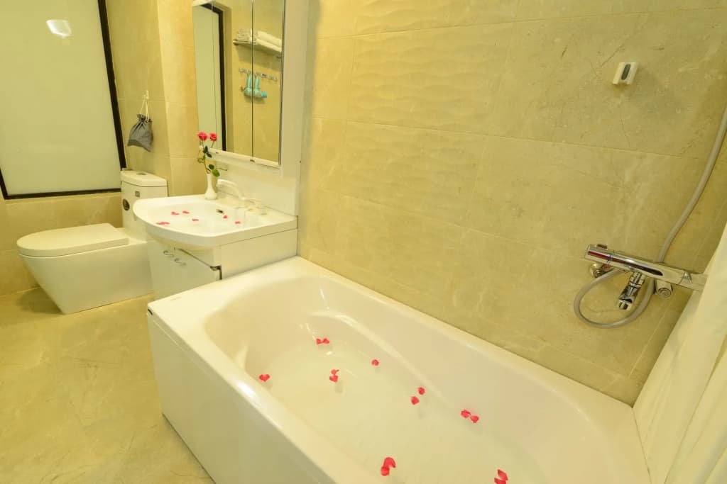 Hanoi Bella Rosa Hotel & Travel - photo 9