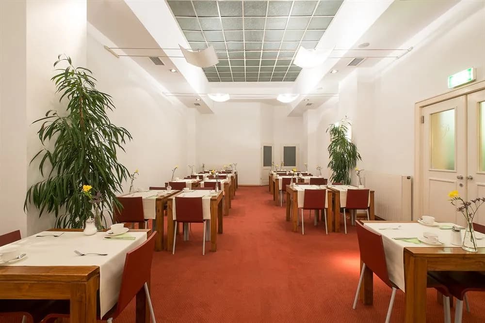 SHS-Hotel Papageno - photo 19