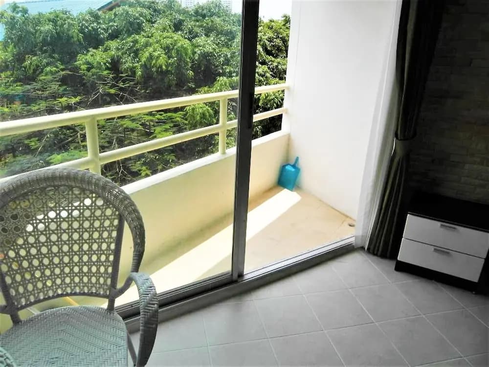 Fully Equipped Studio Apartment View Talay 1 Pattaya - photo 5
