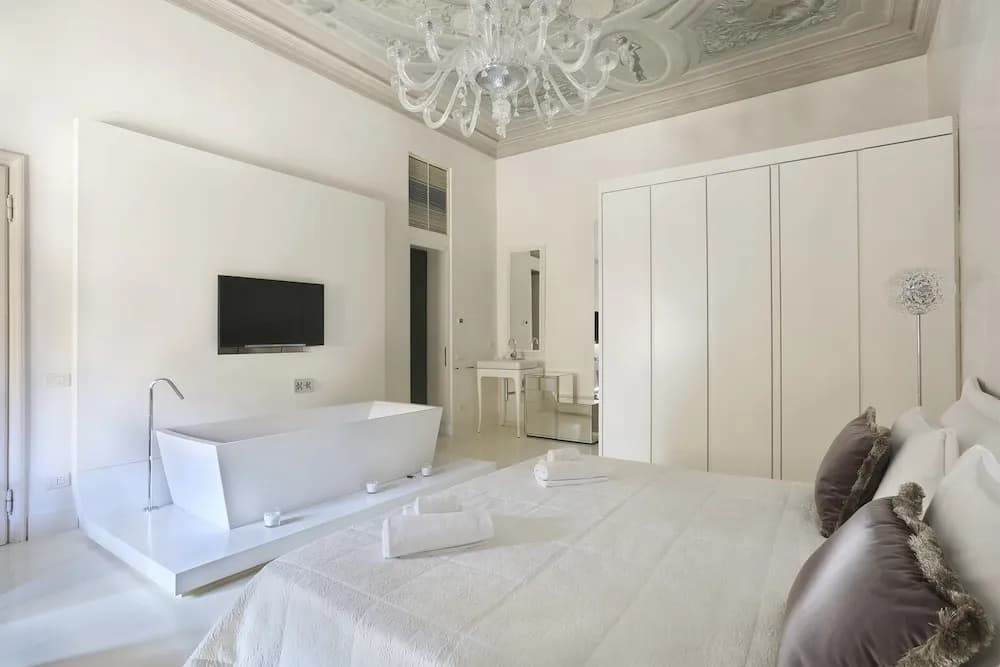 Luxury Apartment in Central Florence - photo 2