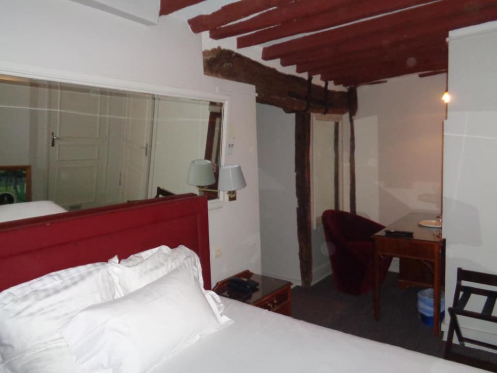 Hôtel les Degrés de Notre Dame - photo 37