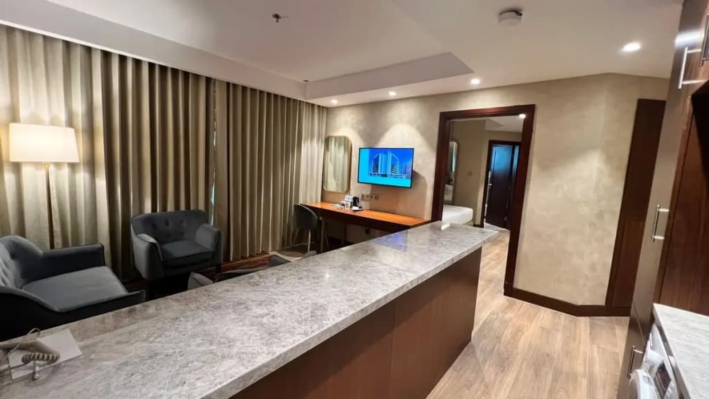 City Seasons Suites - photo 41
