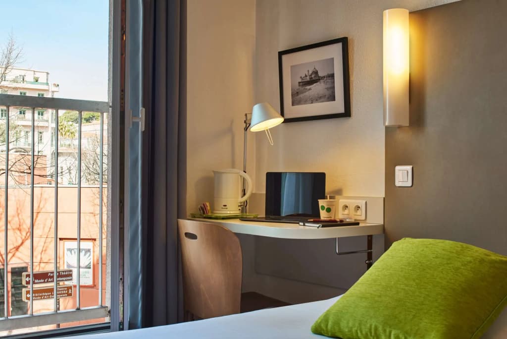 Hotel Campanile Nice Centre - Acropolis - photo 6