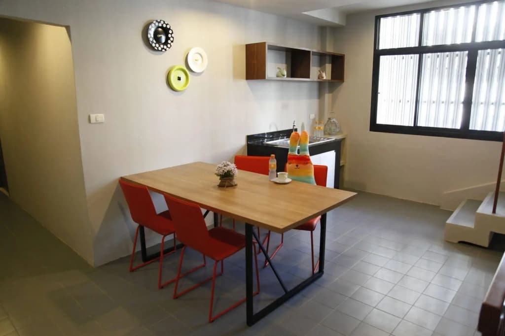 OYO 501 At Night Hostel - photo 16