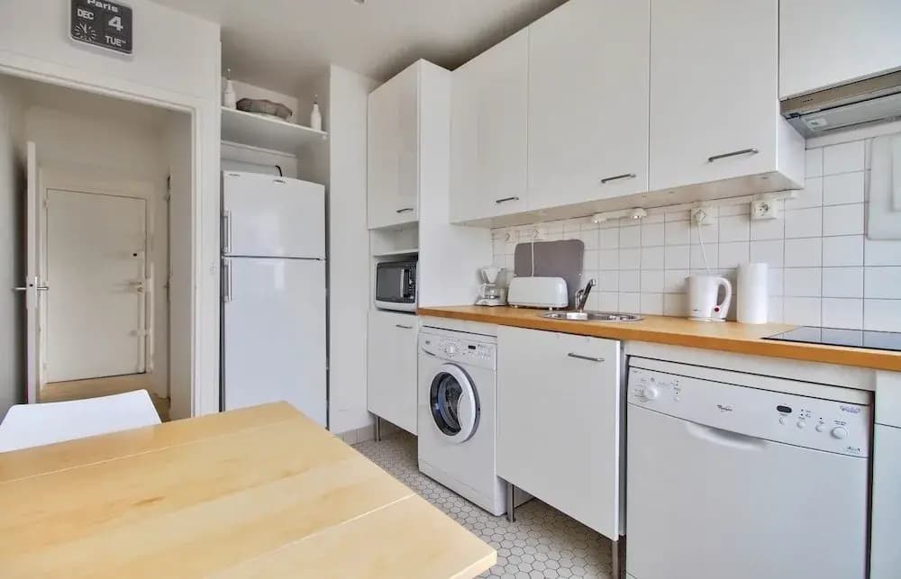 Nice 2 rooms with Patio - Effeil Tower close by - photo 14