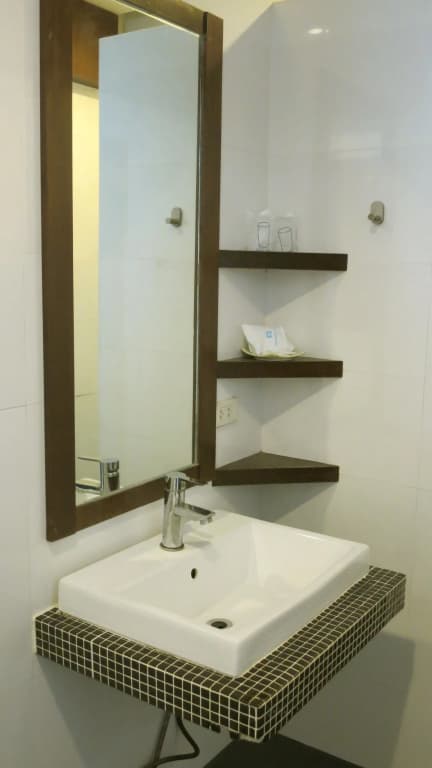 Queen Boutique Hotel - photo 9