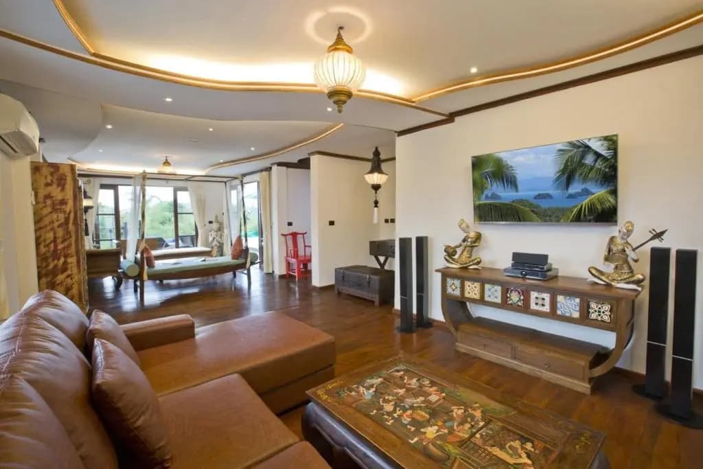 Royal Majestic Grand Thai Villa - main photo