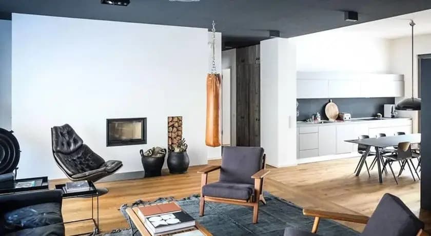 Nomads Apt. - photo 7