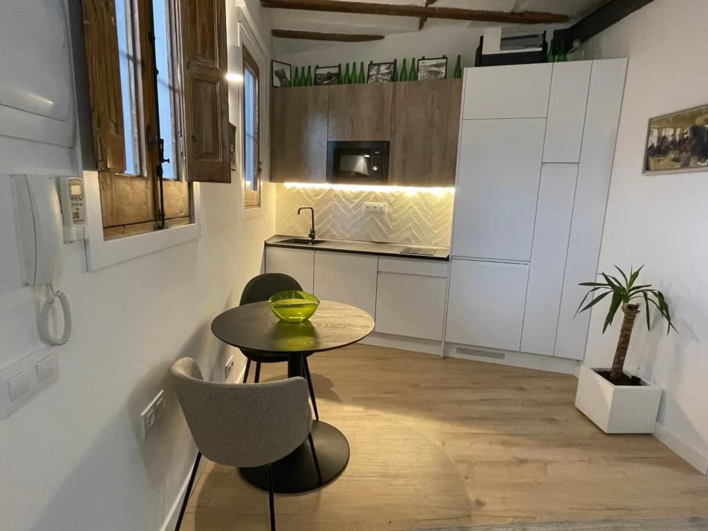8-Estudio, Zona Chamberí, San Bernardo - photo 12
