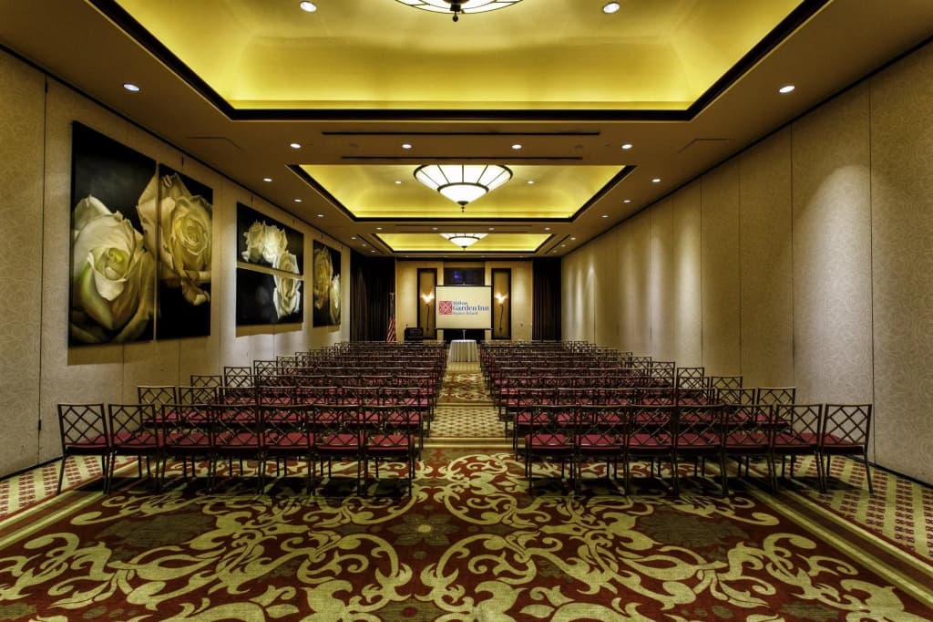 Hilton Garden Inn New York / Staten Island - photo 13