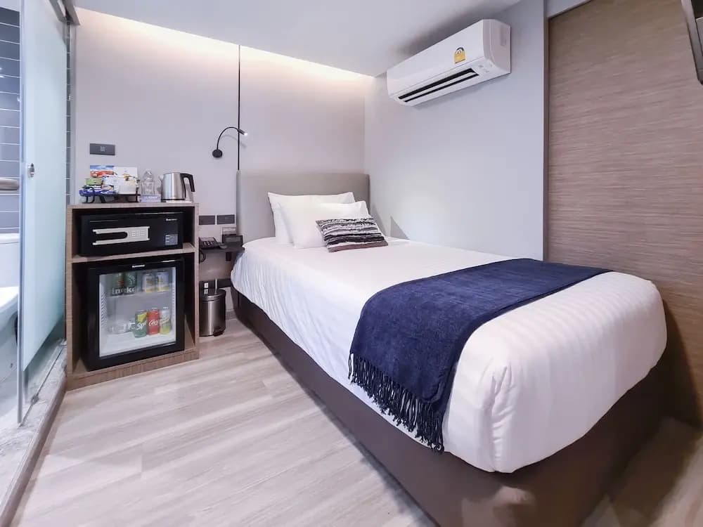 Sova Hotel Bangkok - photo 22