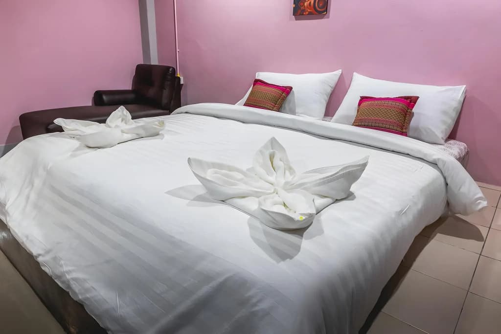 The Guest Hotel - Hostel - photo 30