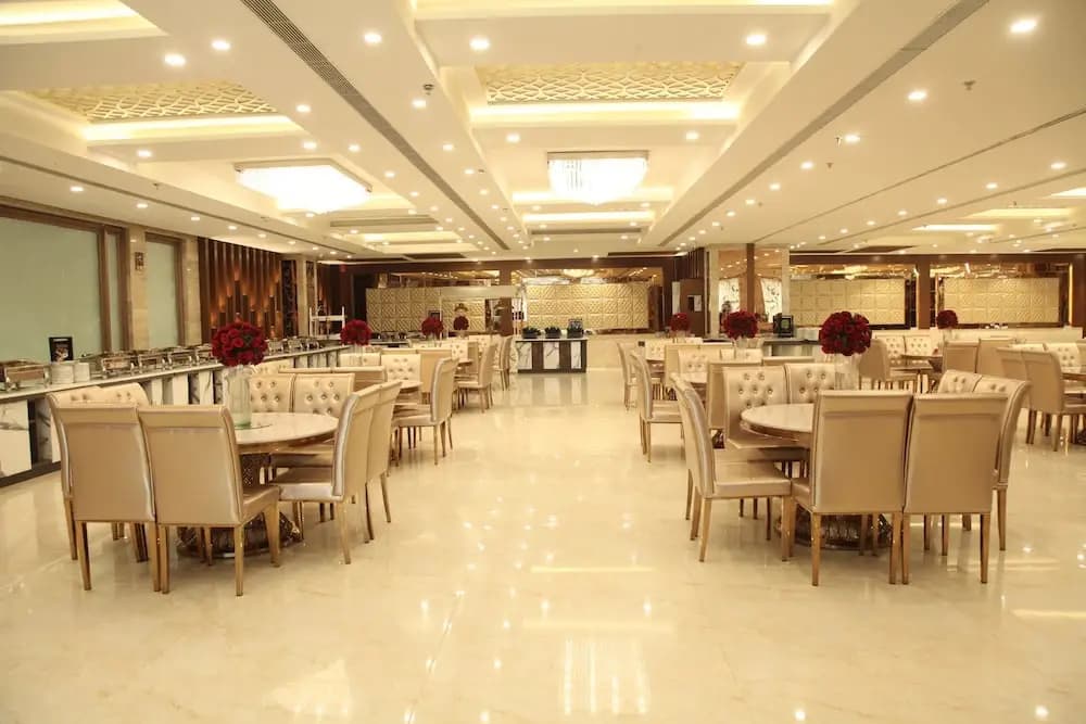 Green Palms Hotel Pacific Mall - photo 18