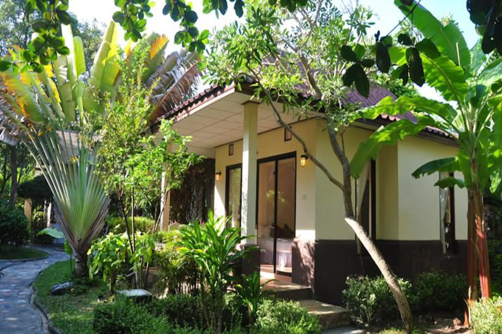 Samui Honey Cottages Beach Resort - photo 16