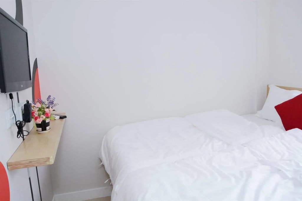 Sunrise International - Boutique Hostel - photo 13