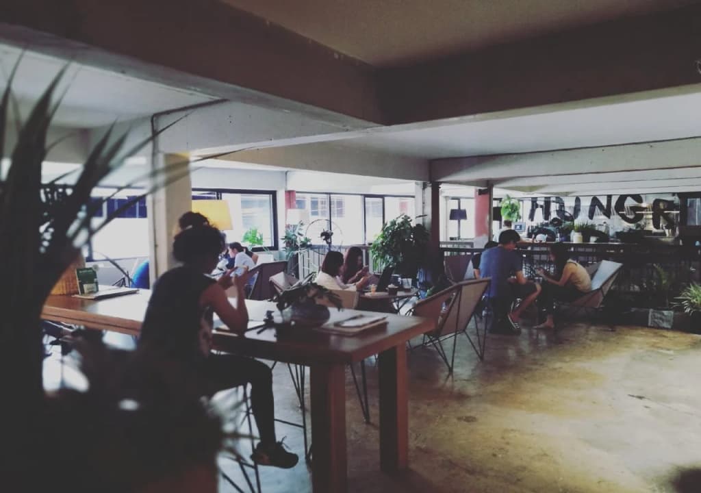 Thunder Bird Hostel - photo 13