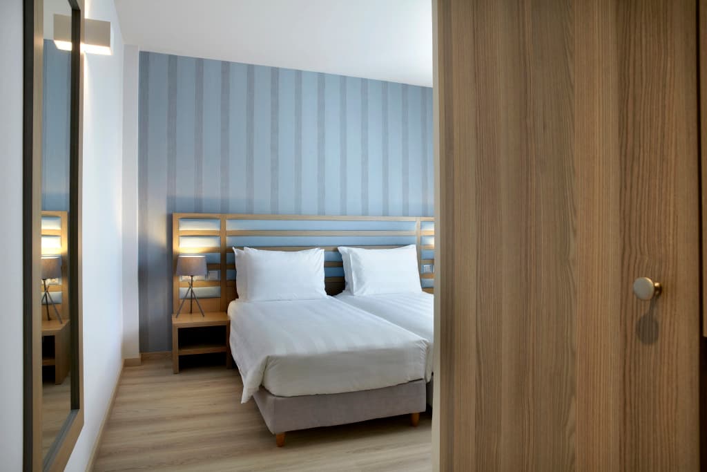 Athens Tiare Hotel - photo 7