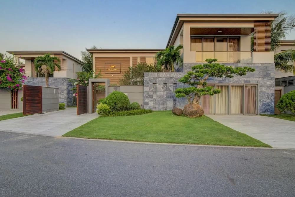 The Five Villas - main photo