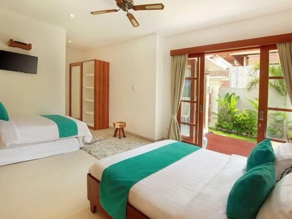 Lucia Villa Seminyak Beachside - photo 2