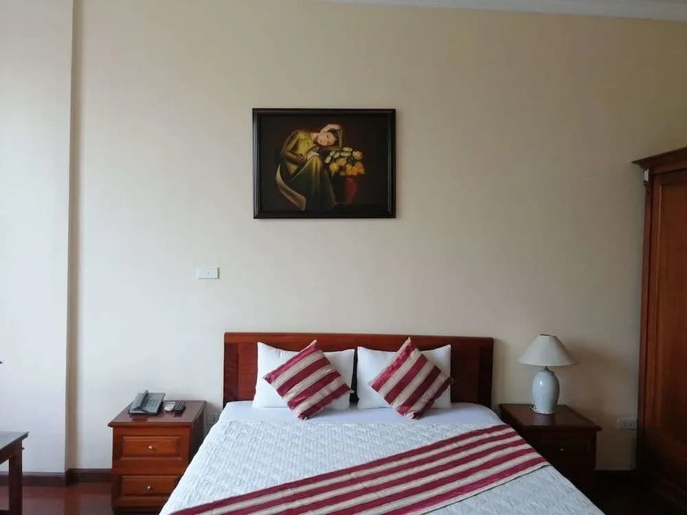 Clover Hotel - photo 3