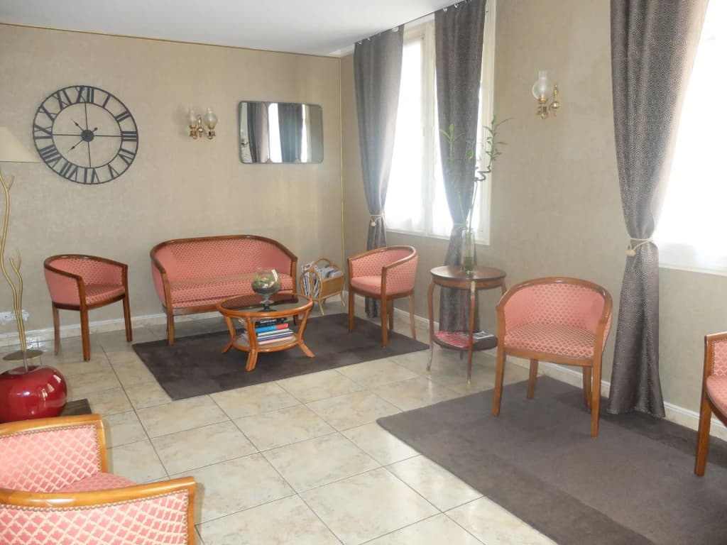 Hotel Moderniste - photo 14