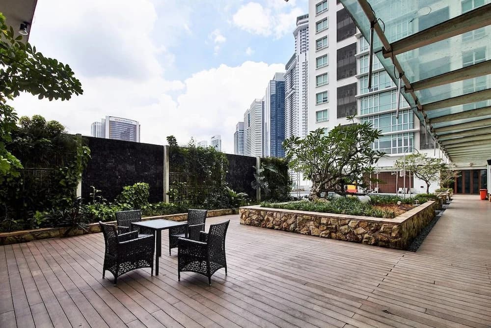 Modern & Contemporary 2BR in KL Sentral - photo 11