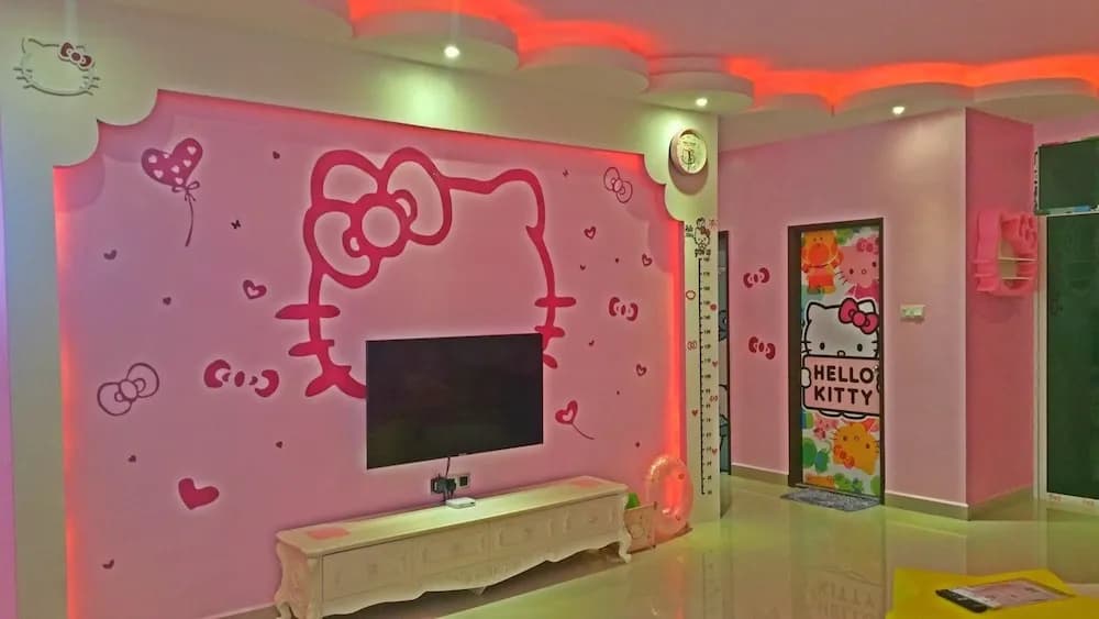 Hello Kitty Signature Suite - photo 15