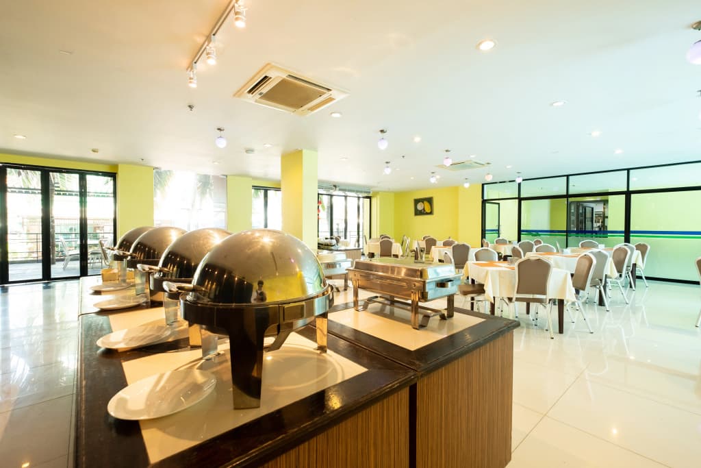 Vogue Pattaya Hotel - photo 21