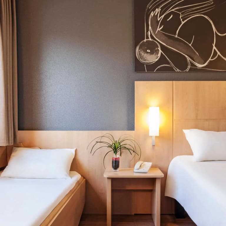 ibis Barcelona Meridiana Hotel - photo 7