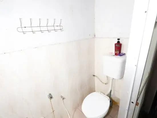 OYO 90915 Ilham Villa - photo 4