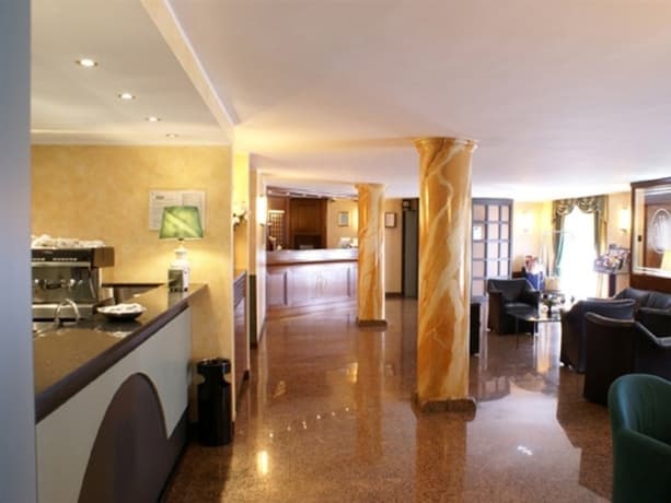 Hotel Pasteur - photo 12
