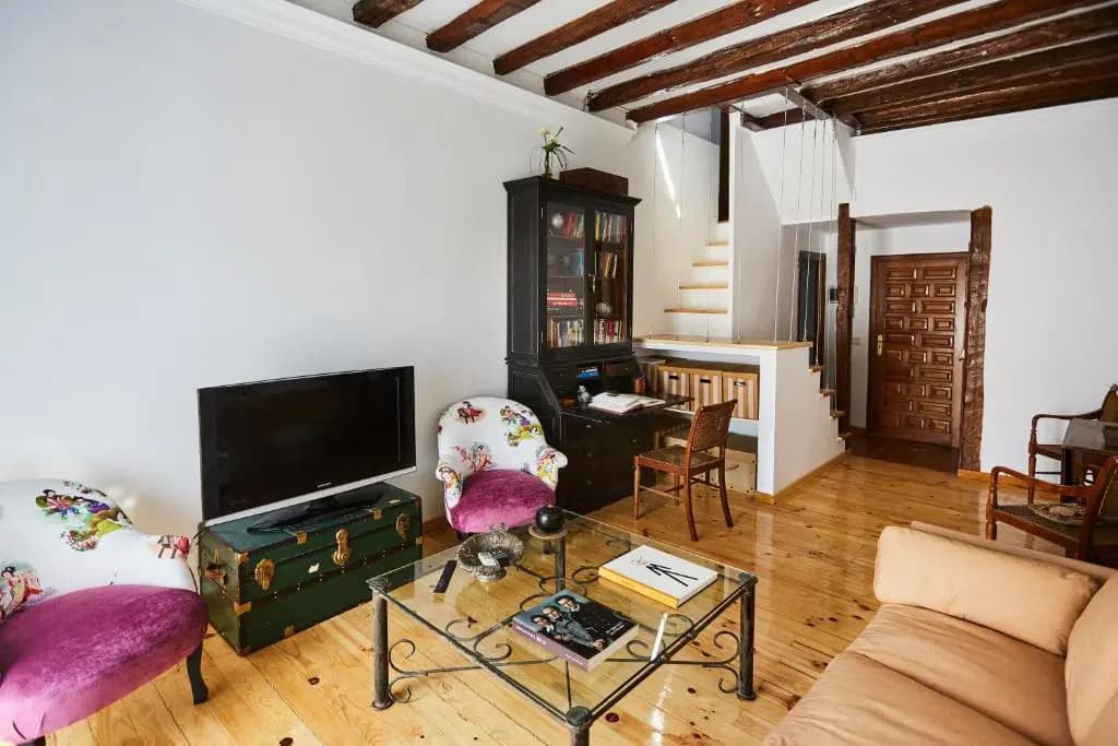 Ático duplex con terraza en puro centro, 2 a 8 pax - photo 3