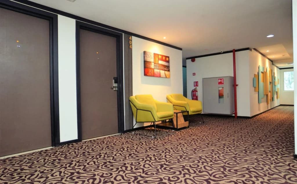 One Enigma Hotel - photo 12