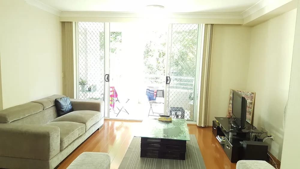 Furnished 2 Bedroom By Harbourside - photo 3