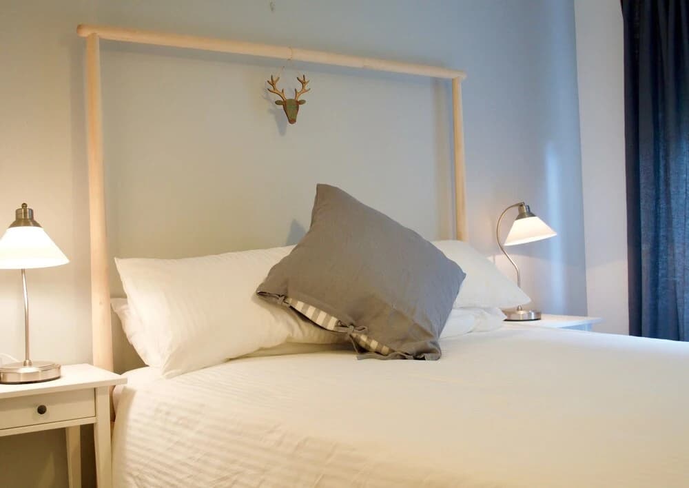 Modern 1 Bedroom Flat - photo 3