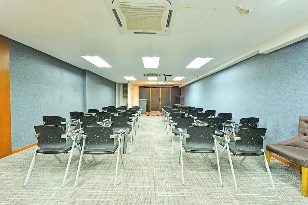 OYO 91009 One Enigma Hotel - photo 15