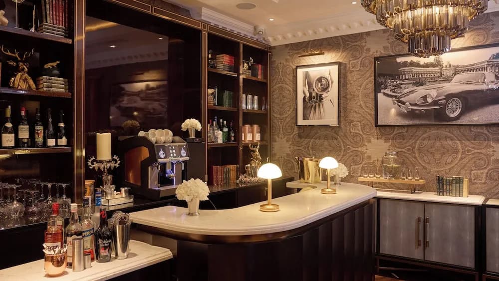 The Selwyn Hotel - photo 18
