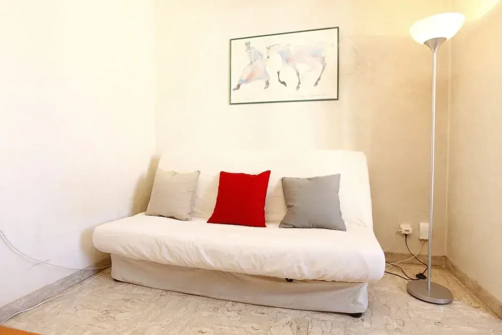 Grand Studio 30m² En Centre-Ville À Nice - photo 5