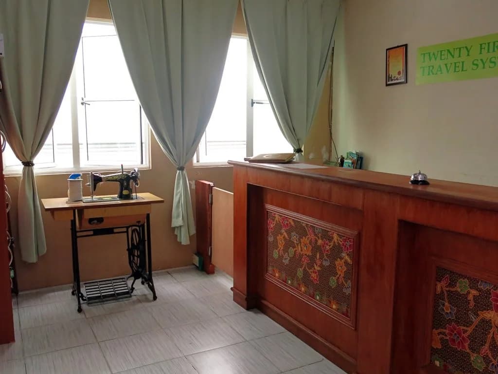 Borneo Seaview Hotel - photo 5