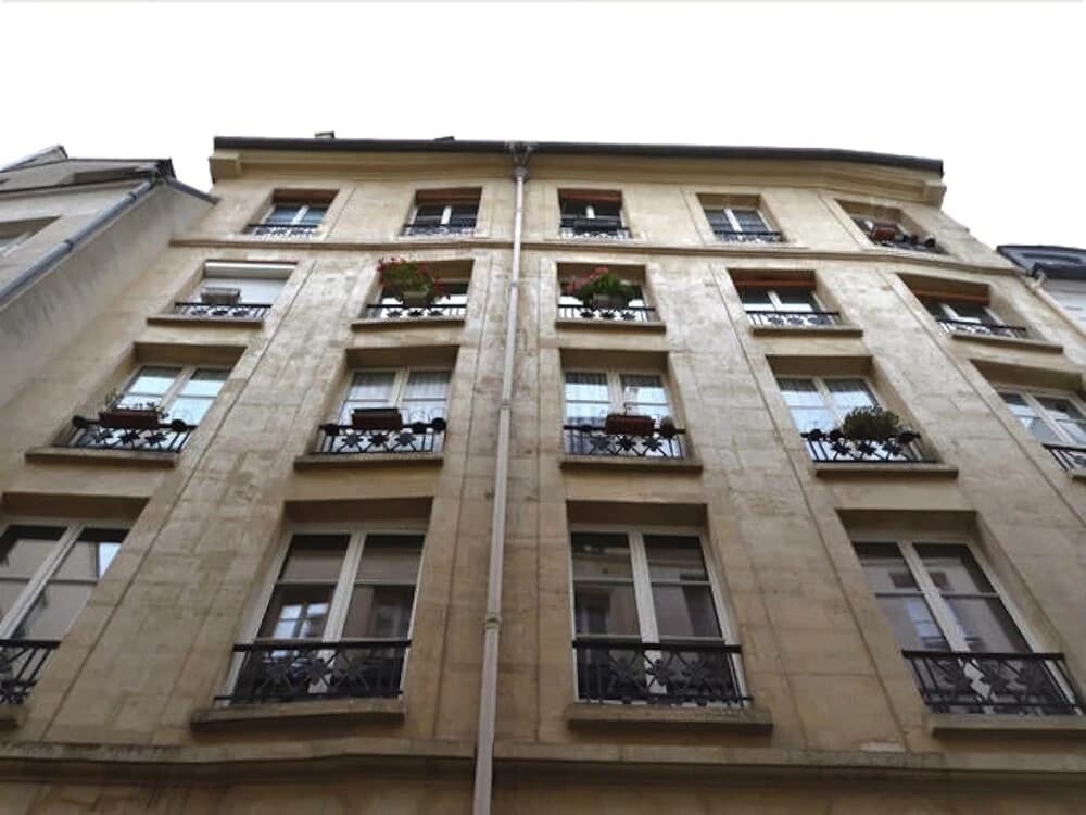 Designer Stay - Bastille Terrace - main photo