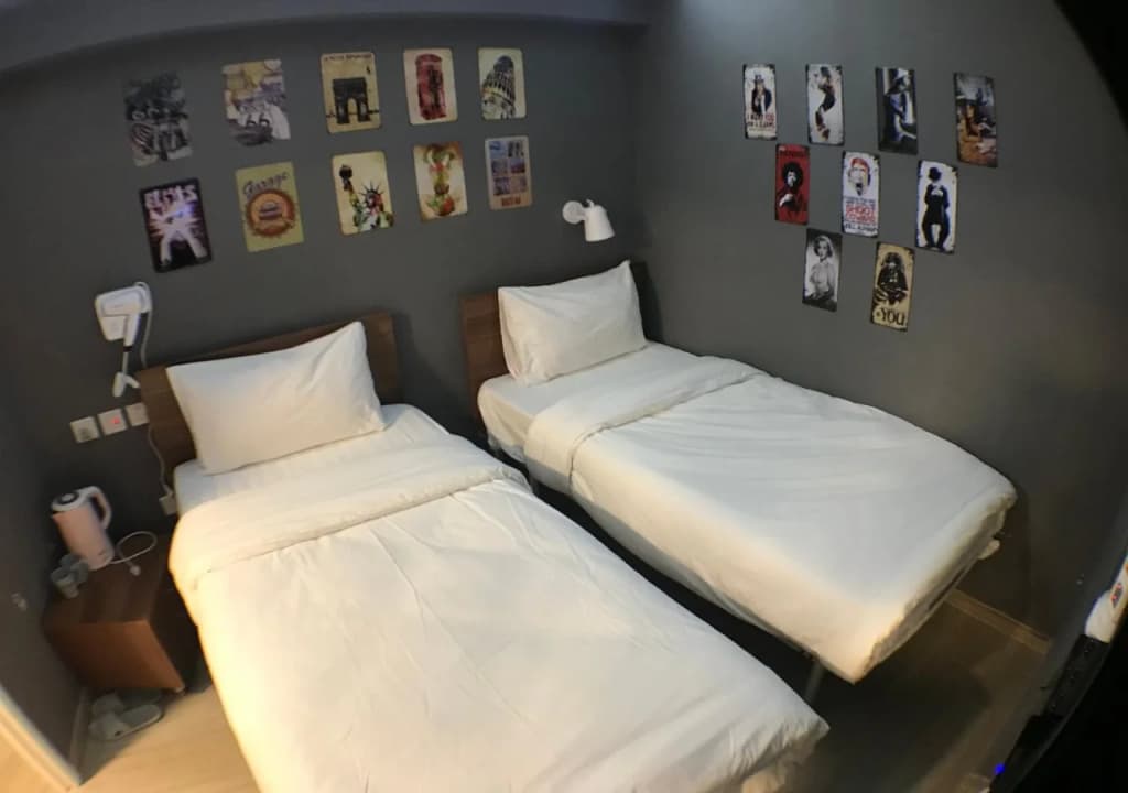 Tong Luo Wan Hostel - photo 2