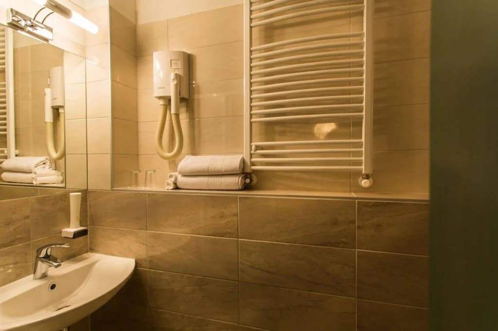 Corvin Hotel Budapest - photo 10