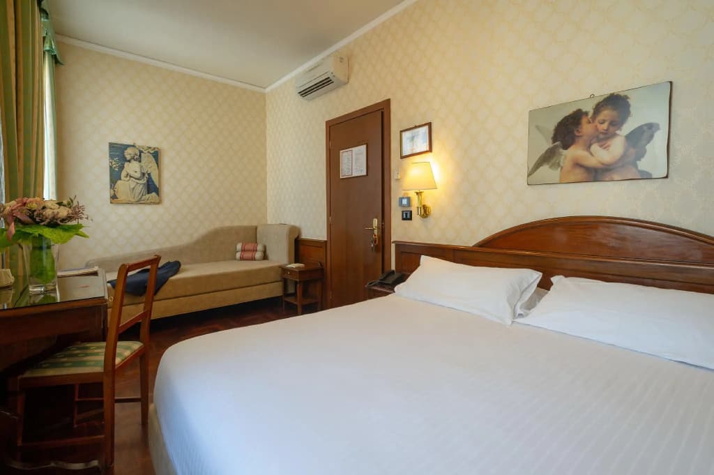 Hotel Boccaccio - photo 30