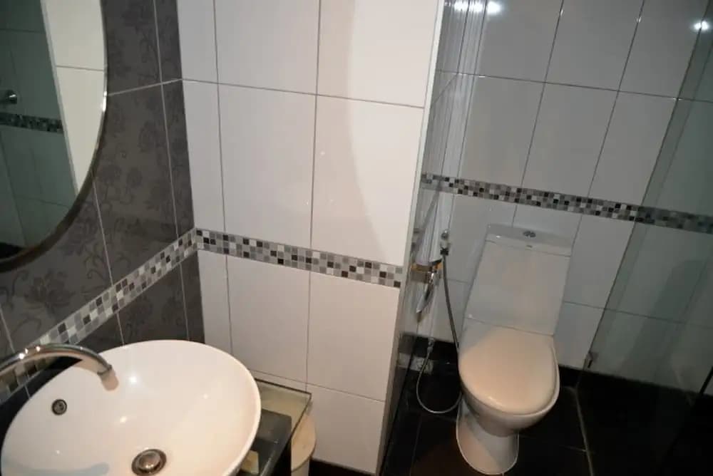 Pattaya Plaza Floor 6 - photo 10