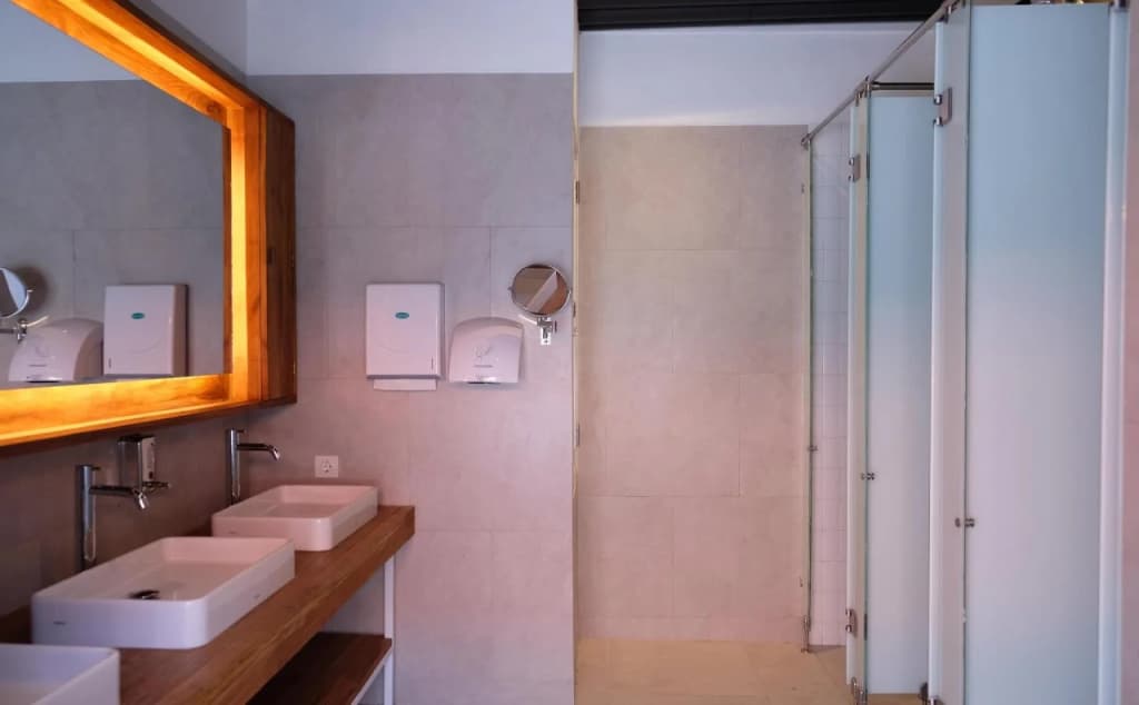 M Boutique Hostel Legian - photo 7