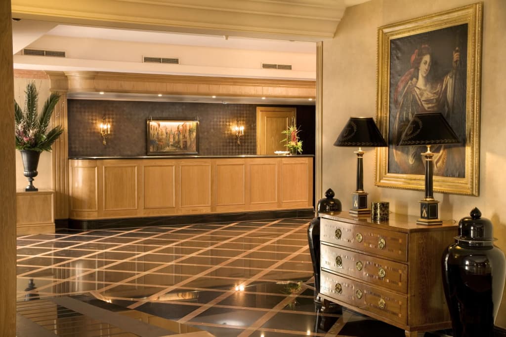 Hotel Real Palacio - photo 2