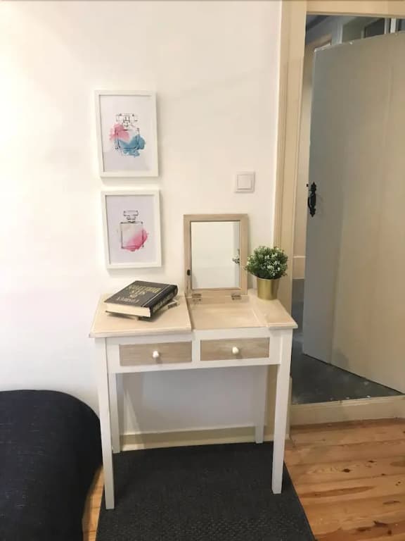 Charming flat at great location - photo 11