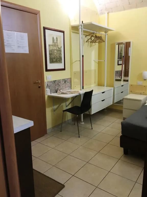 Vatican Room Rental - photo 7