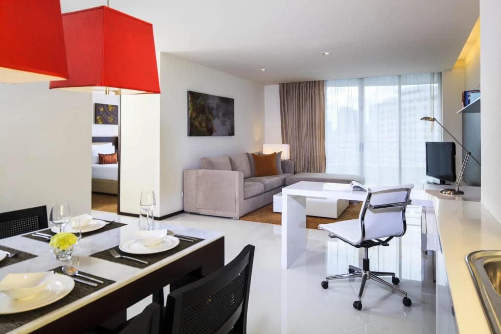 JC Kevin Sathorn Bangkok Hotel - photo 18
